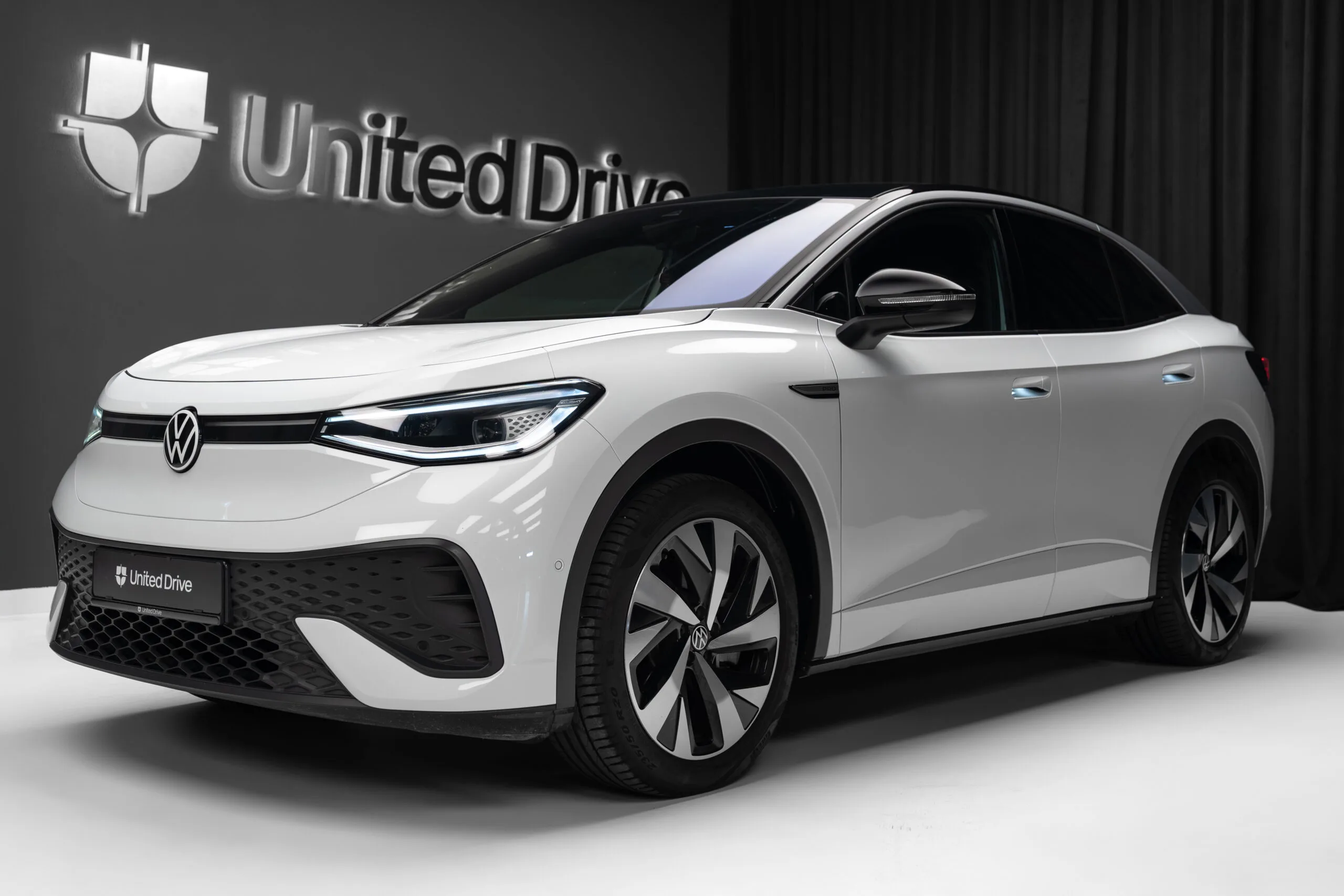 2022 Volkswagen ID.5 Pro Performance angeboten von einem Fachhändler in Voluntari, Rumänien, Hauptfoto