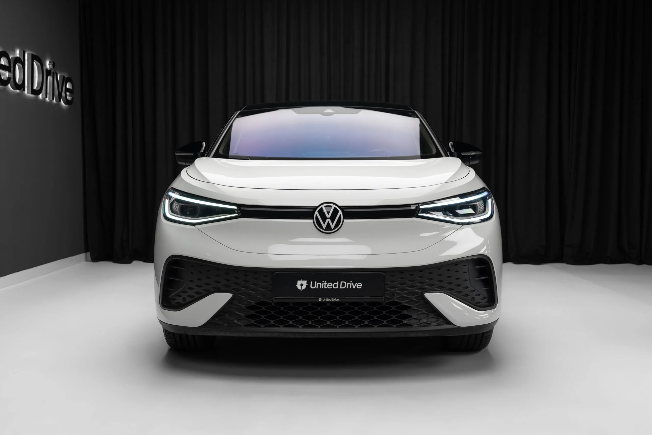 2022 Volkswagen ID.5 Pro Performance, 2/30