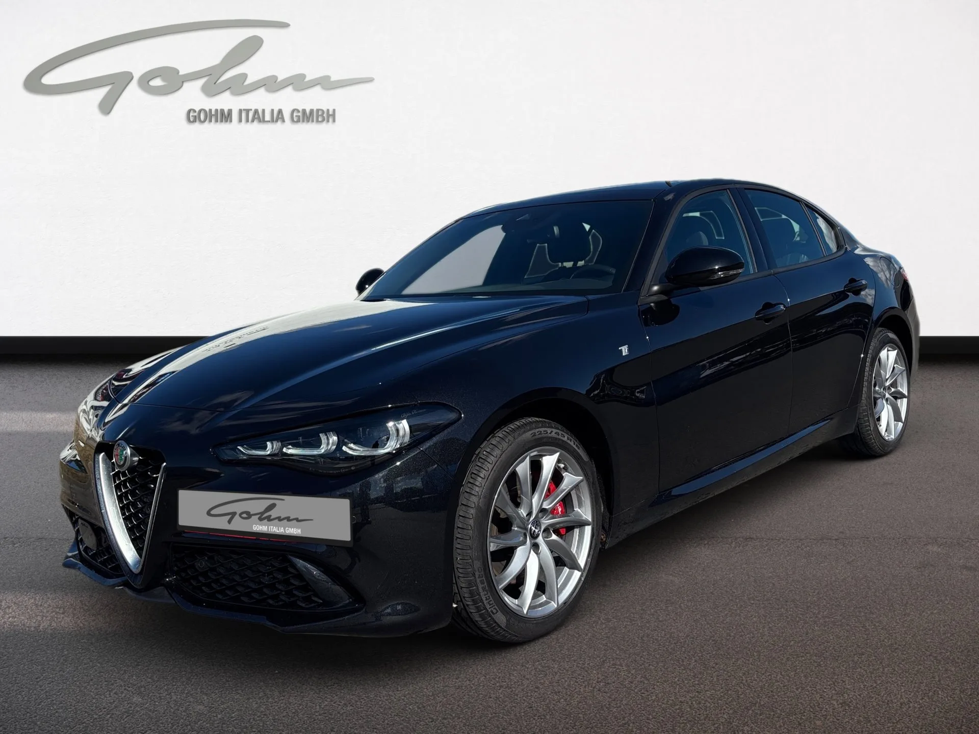 2023 Alfa Romeo Giulia angeboten von einem Fachhändler in Singen, Deutschland, Hauptfoto