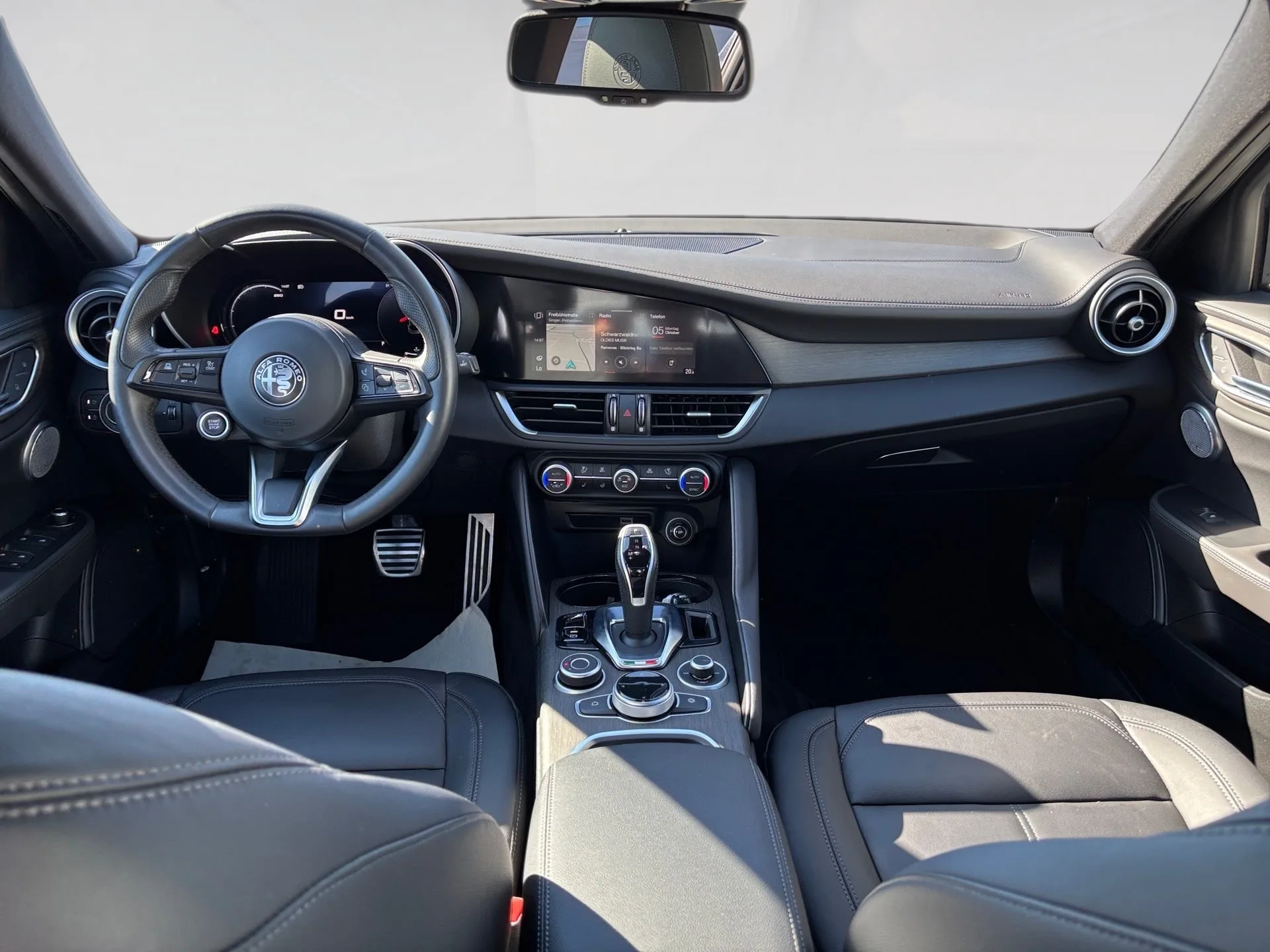 2023 Alfa Romeo Giulia, 12/22