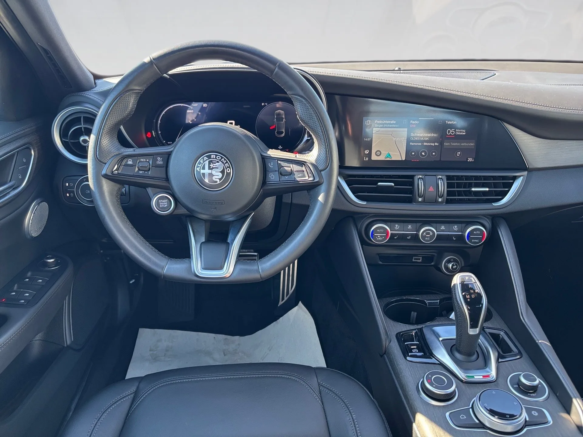 2023 Alfa Romeo Giulia, 13/22