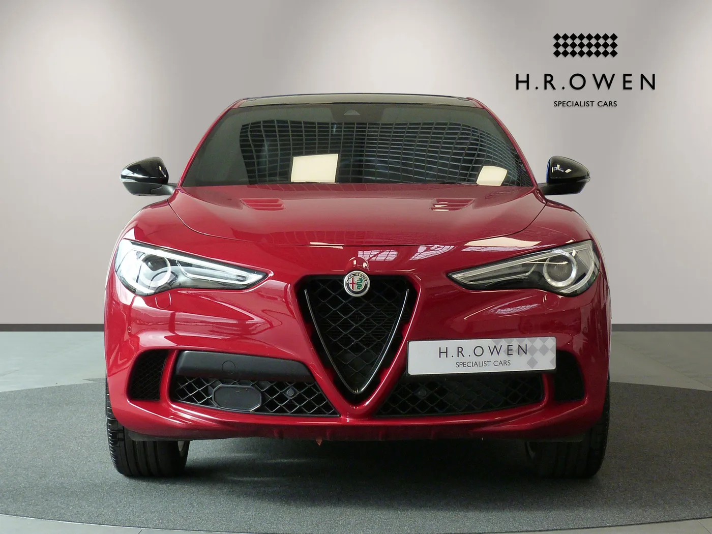 2023 Alfa Romeo Stelvio offered by a franchised dealer group in Cheltenham, United Kingdom, photo 9 of 20