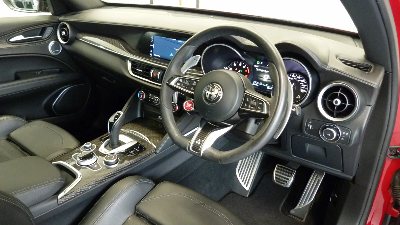 2023 Alfa Romeo Stelvio offered by a franchised dealer group in Cheltenham, United Kingdom, photo 18 of 20