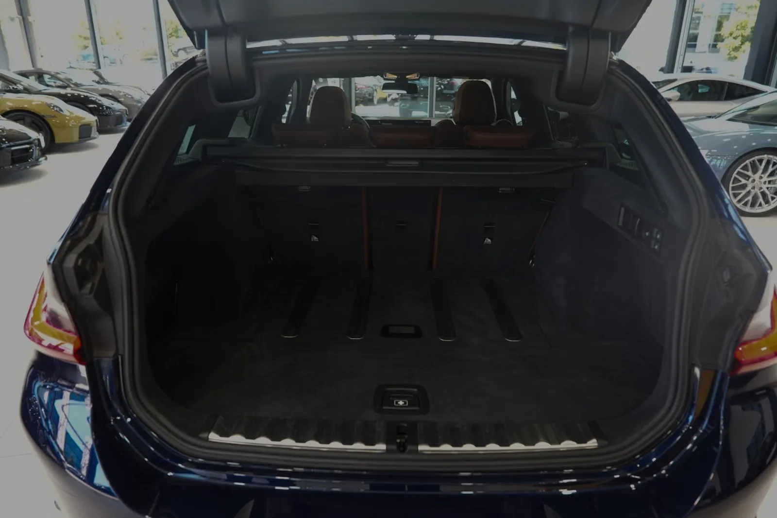 2023 Alpina B3 Touring, 22/23
