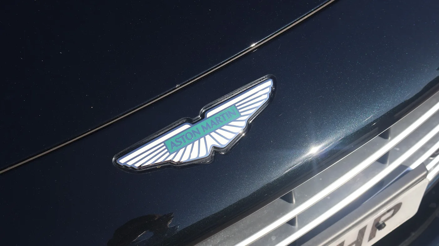 2023 Aston Martin DB12 proposée par un groupe de concessions agréées à Pangbourne, Royaume-Uni, photo 22 sur 25