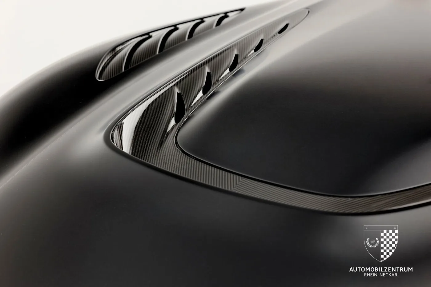 2023 Aston Martin DBS 770 Ultimate offered by a supercar dealer in Viernheim, Germany, photo 3 of 25