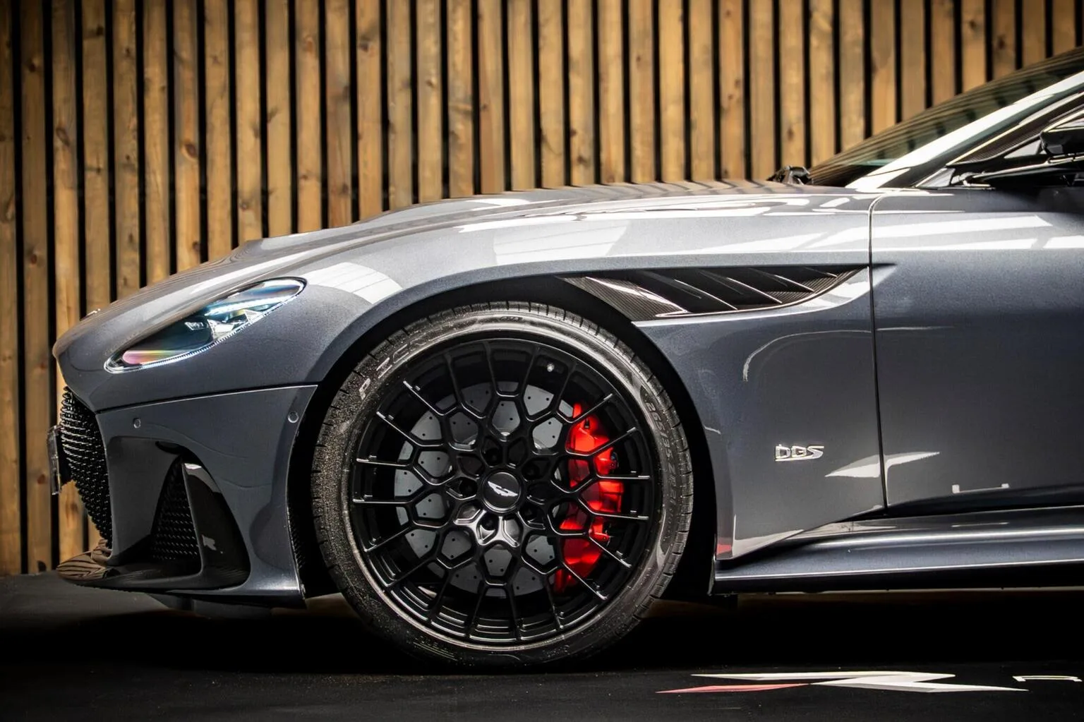 2023 Aston Martin DBS 770 Ultimate, 8/30