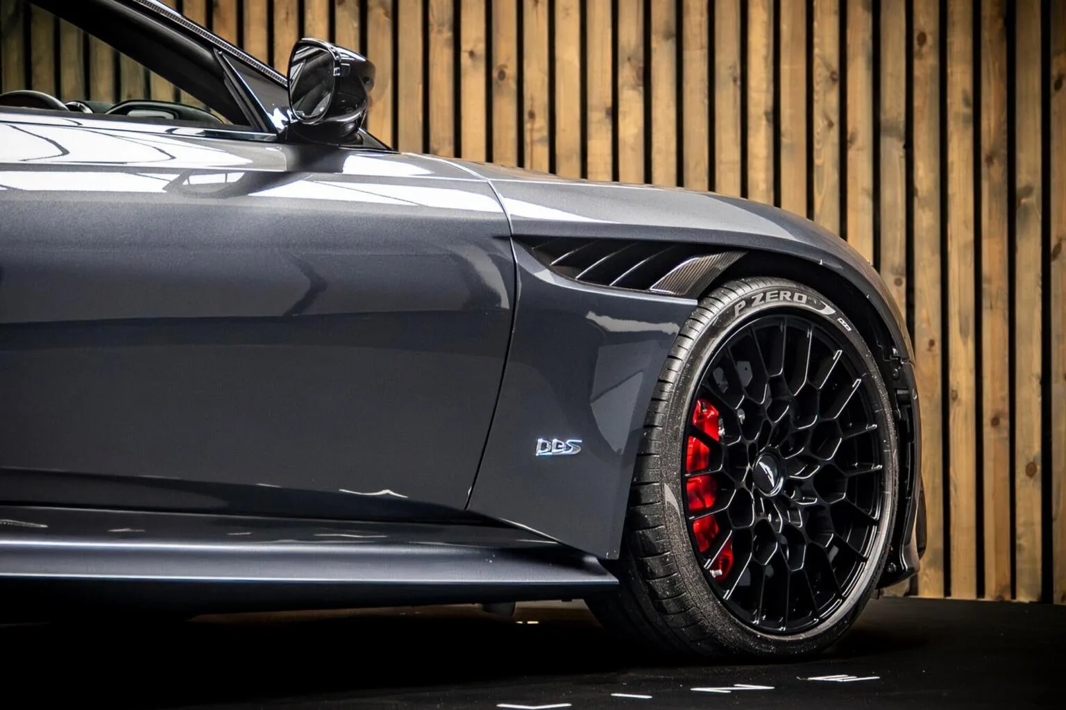 2023 Aston Martin DBS 770 Ultimate, 14/30