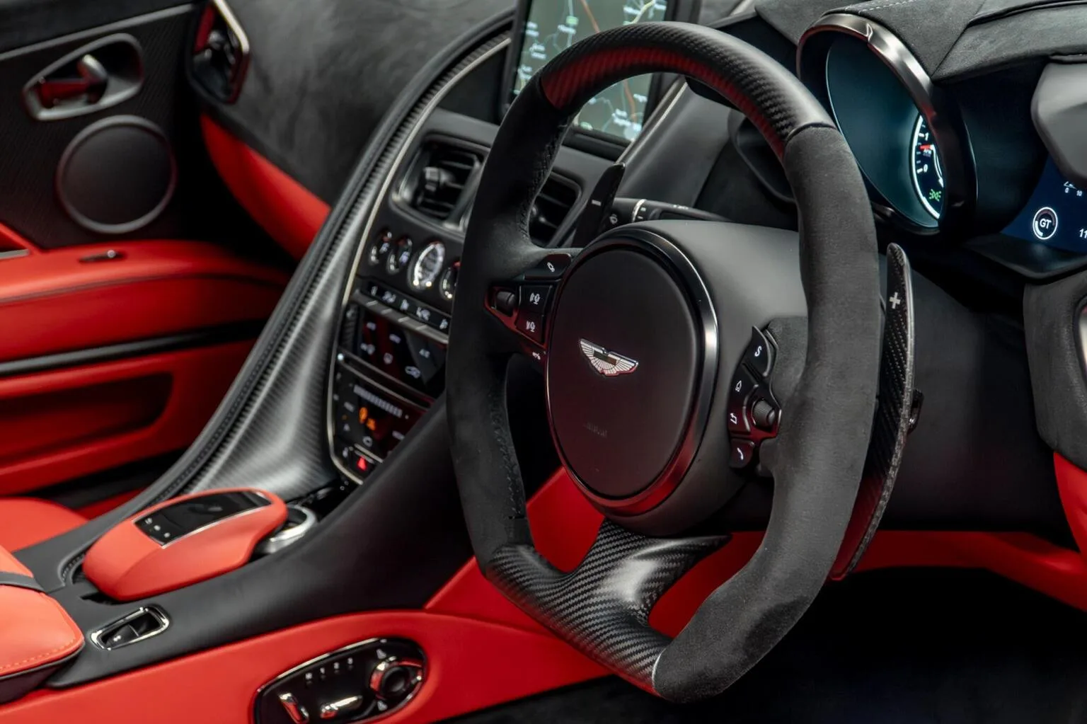 2023 Aston Martin DBS 770 Ultimate, 29/30