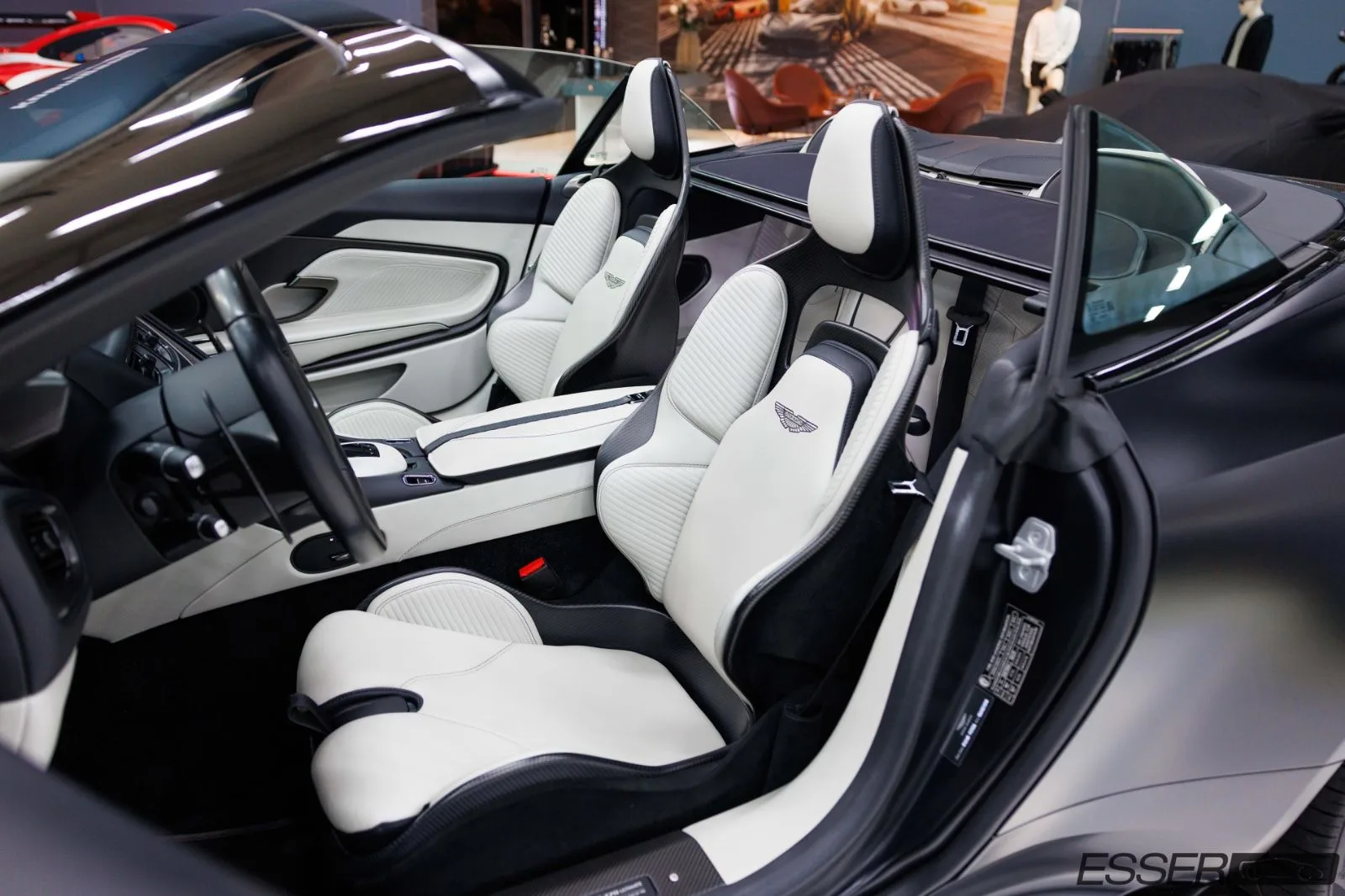 2023 Aston Martin DBS 770 Ultimate Volante, 10/30