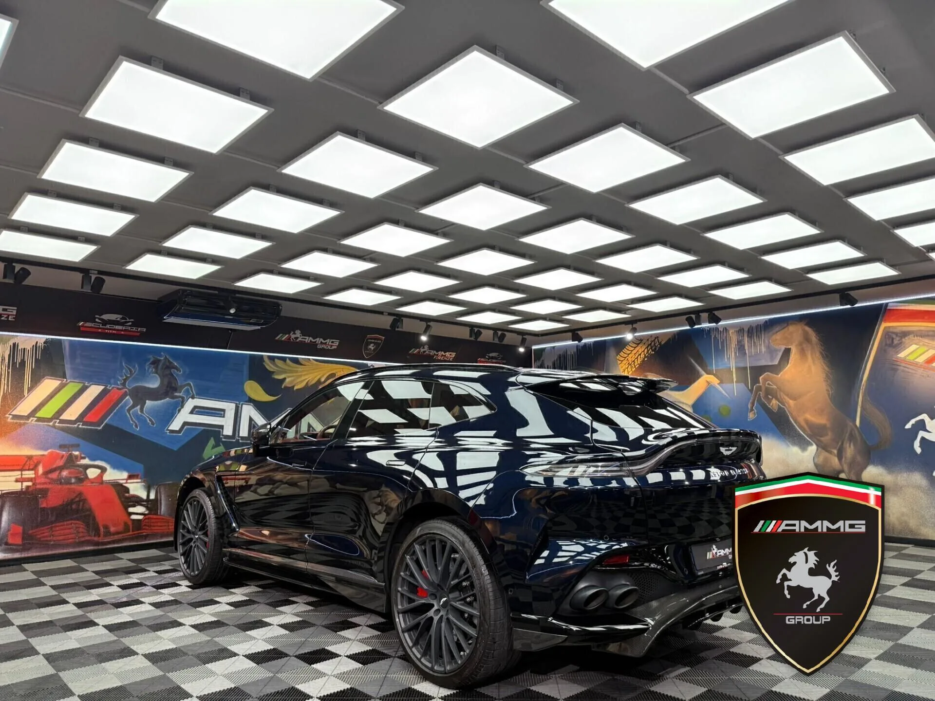 2023 Aston Martin DBX 707, 6/15