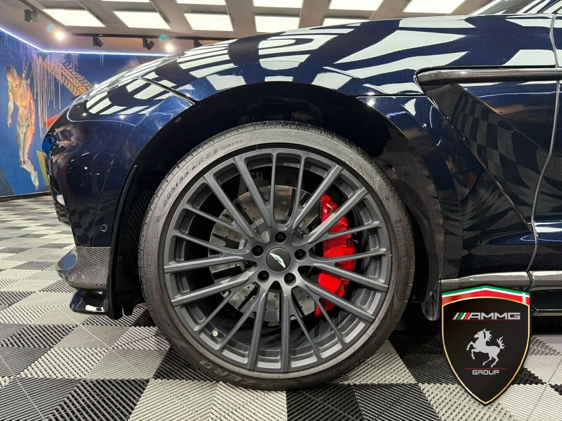 2023 Aston Martin DBX 707, 8/15