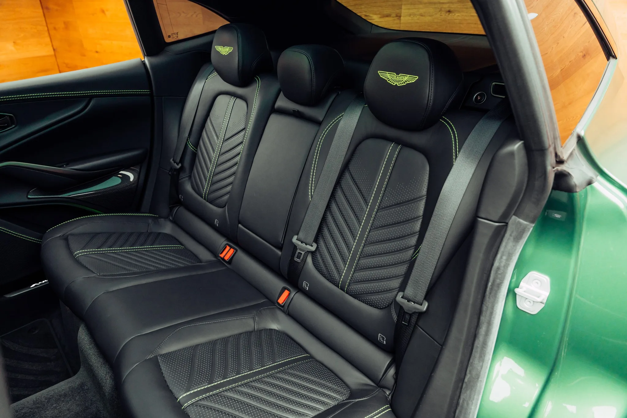 2023 Aston Martin DBX 707, 8/22