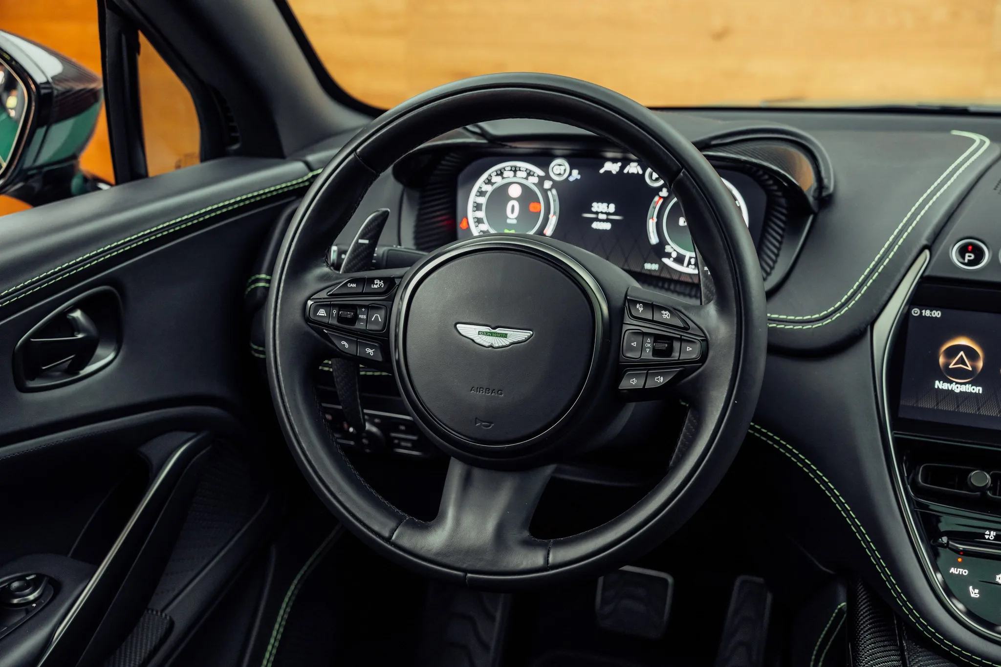 2023 Aston Martin DBX 707, 14/22