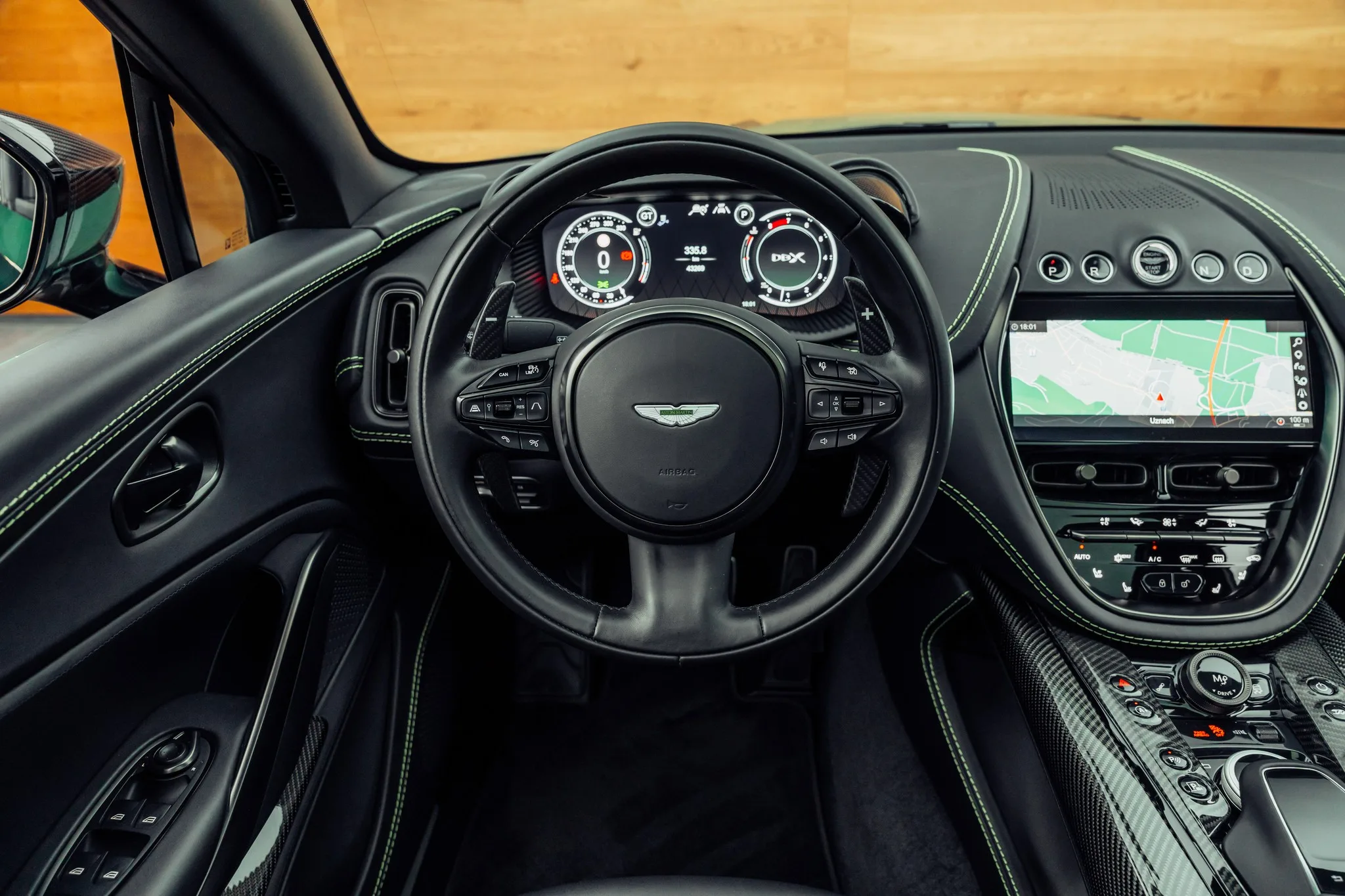 2023 Aston Martin DBX 707, 15/22