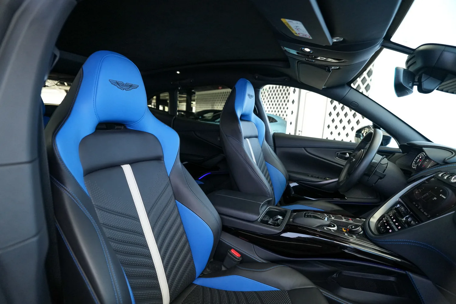 2023 Aston Martin DBX 707, 11/18