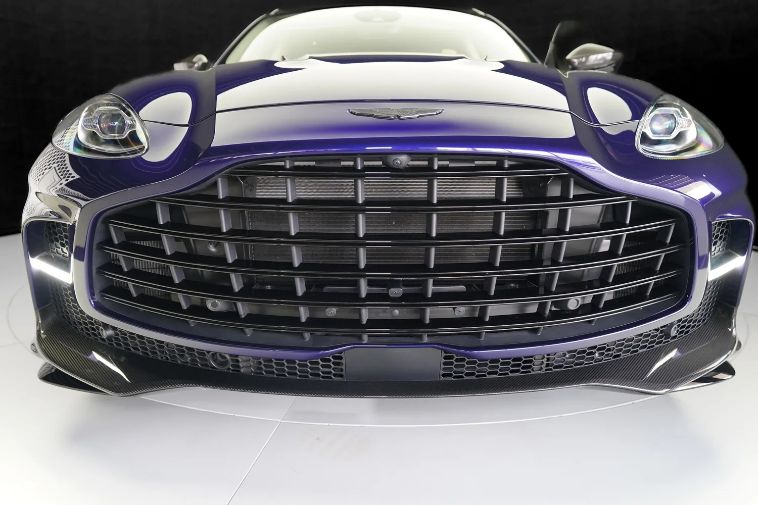 2023 Aston Martin DBX 707, 6/20