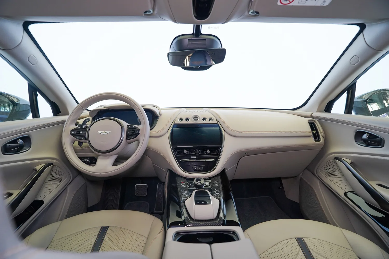 2023 Aston Martin DBX 707, 20/20