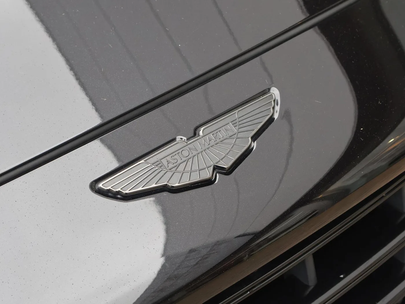 2023 Aston Martin DBX 707 proposée par un groupe de concessions agréées à Pangbourne, Royaume-Uni, photo 23 sur 25