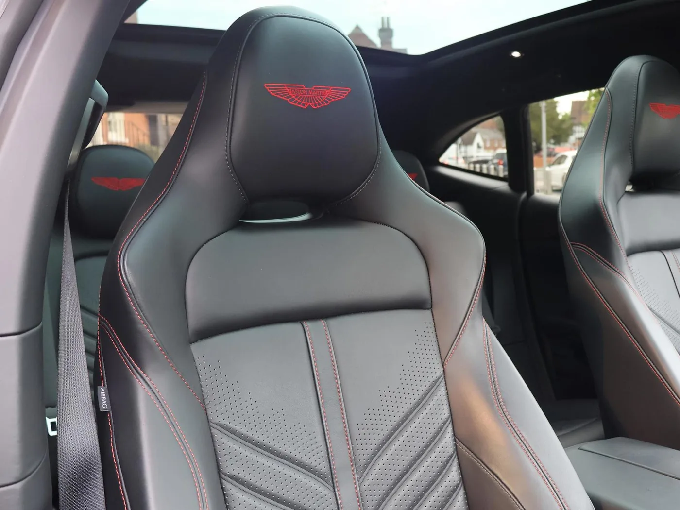 2023 Aston Martin DBX 707 angeboten von einer Vertragshändlergruppe in Pangbourne, Vereinigtes Königreich, Foto 9 von 25