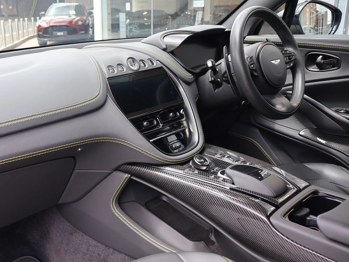 2023 Aston Martin DBX 707 angeboten von einer Vertragshändlergruppe in Pangbourne, Vereinigtes Königreich, Foto 13 von 25