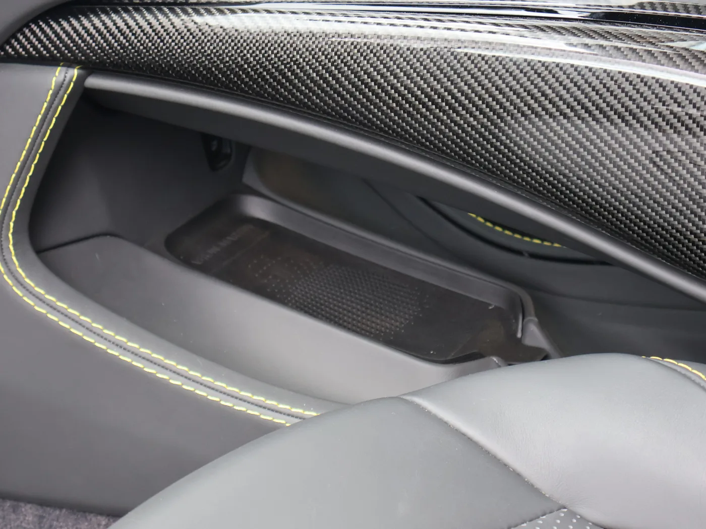2023 Aston Martin DBX 707 angeboten von einer Vertragshändlergruppe in Pangbourne, Vereinigtes Königreich, Foto 21 von 25