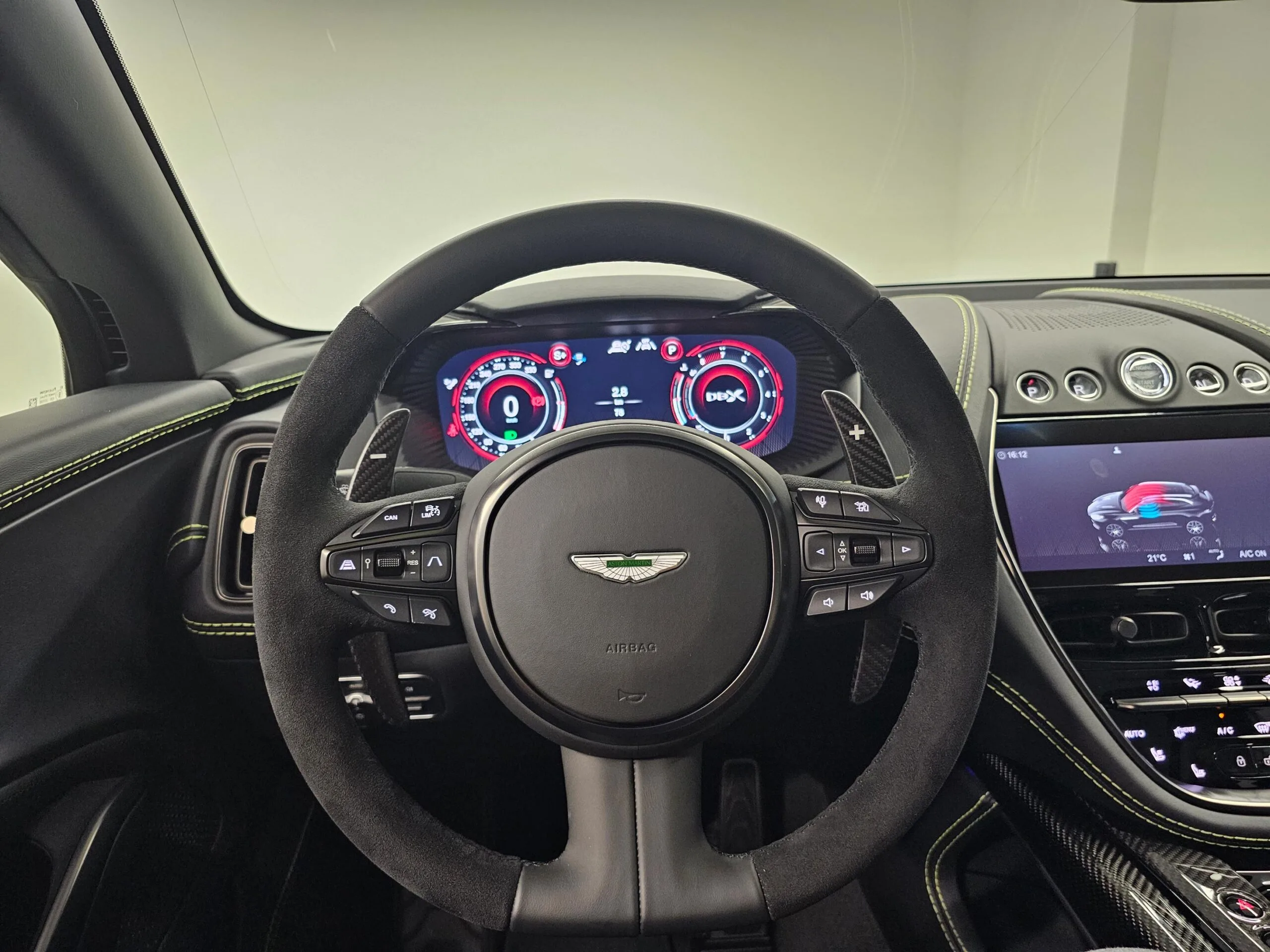 2023 Aston Martin DBX 707, 9/23