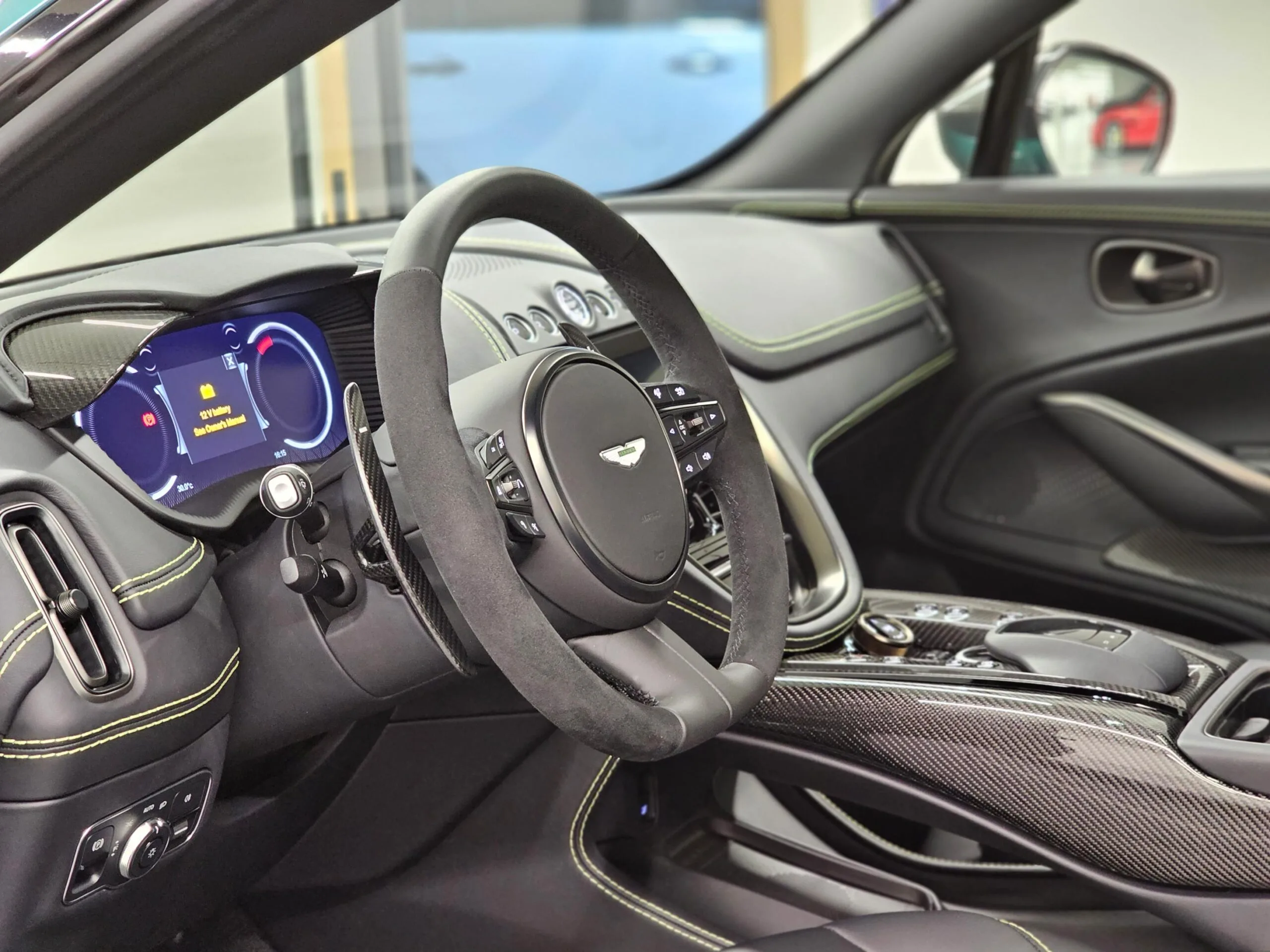 2023 Aston Martin DBX 707, 14/23