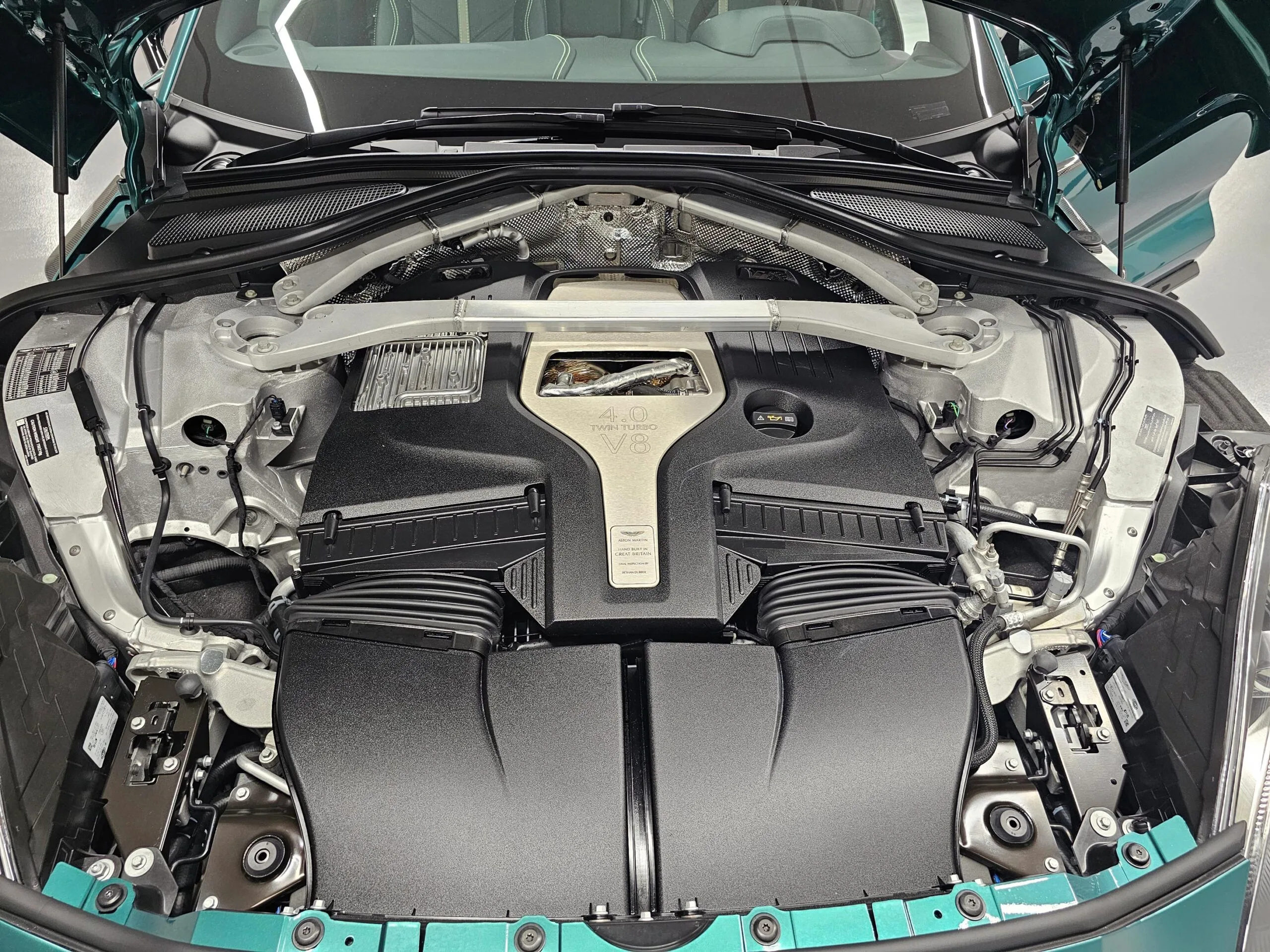 2023 Aston Martin DBX 707, 21/23