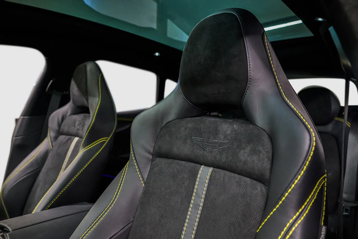 2023 Aston Martin DBX 707, 5/20