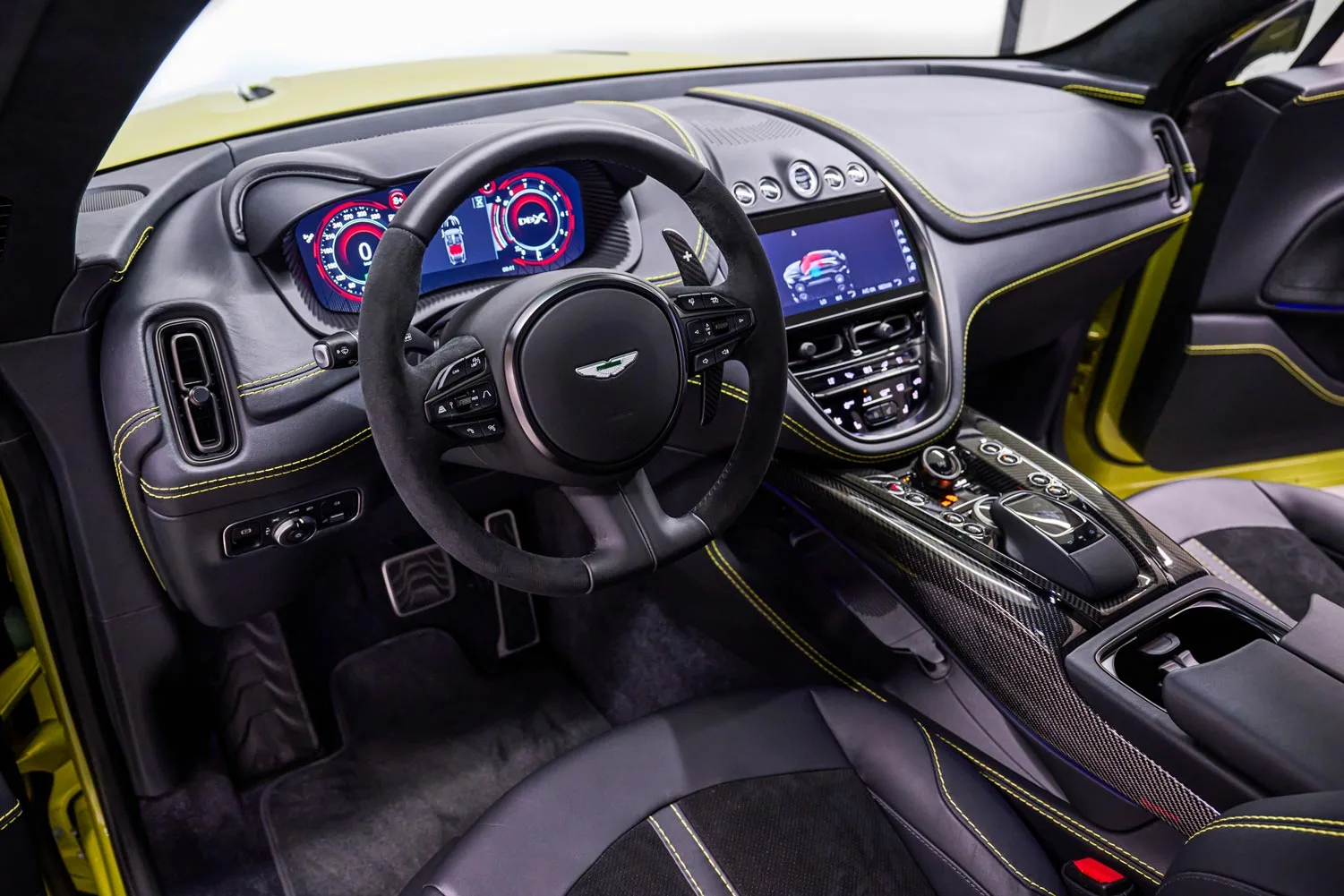 2023 Aston Martin DBX 707, 6/20