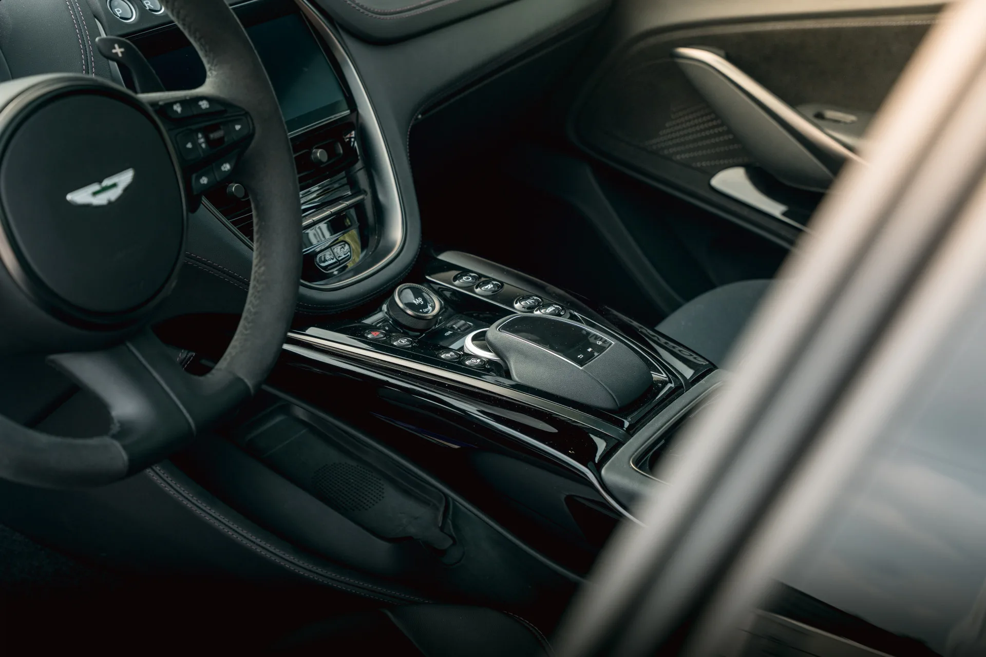 2023 Aston Martin DBX 707, 6/29