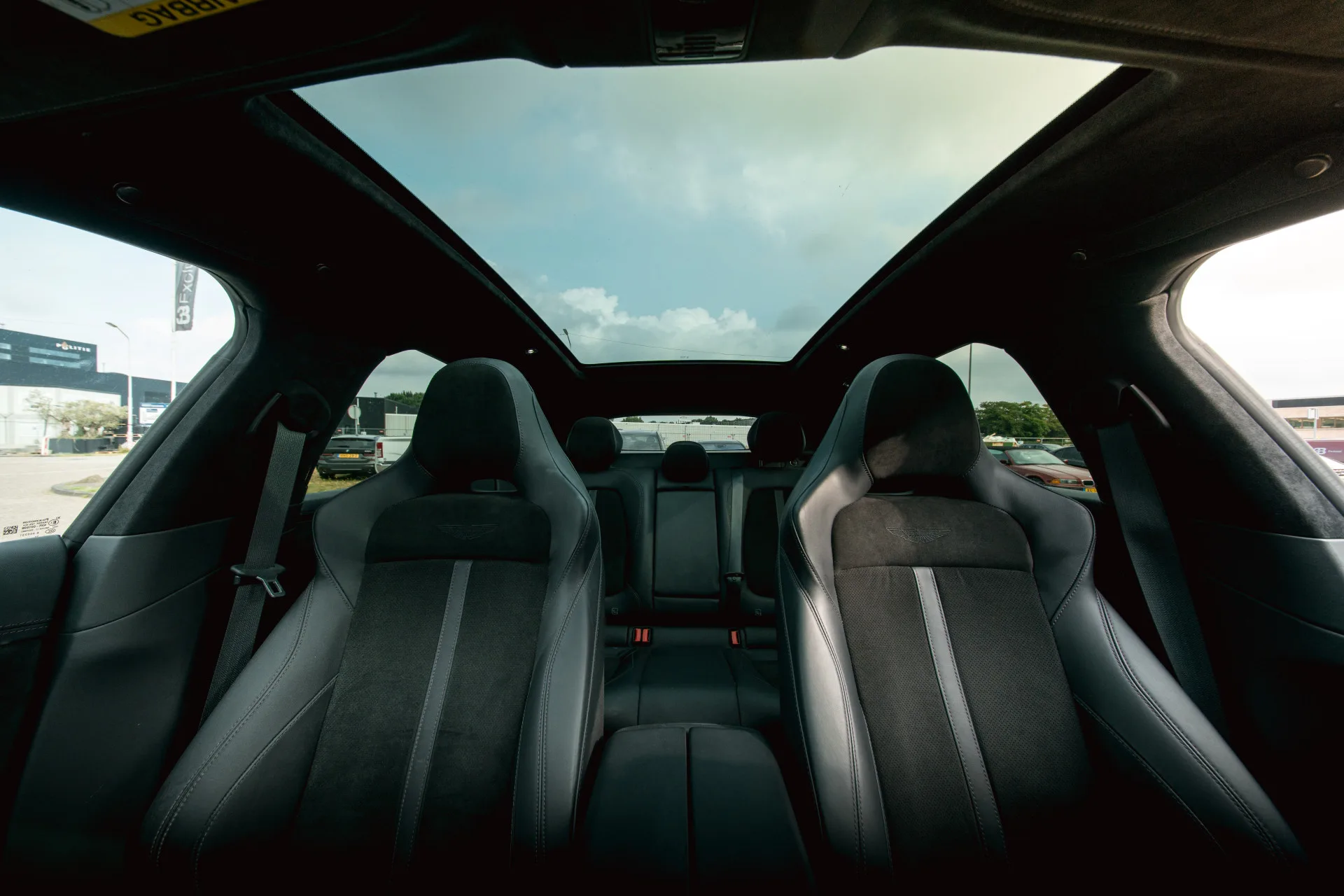 2023 Aston Martin DBX 707, 11/29
