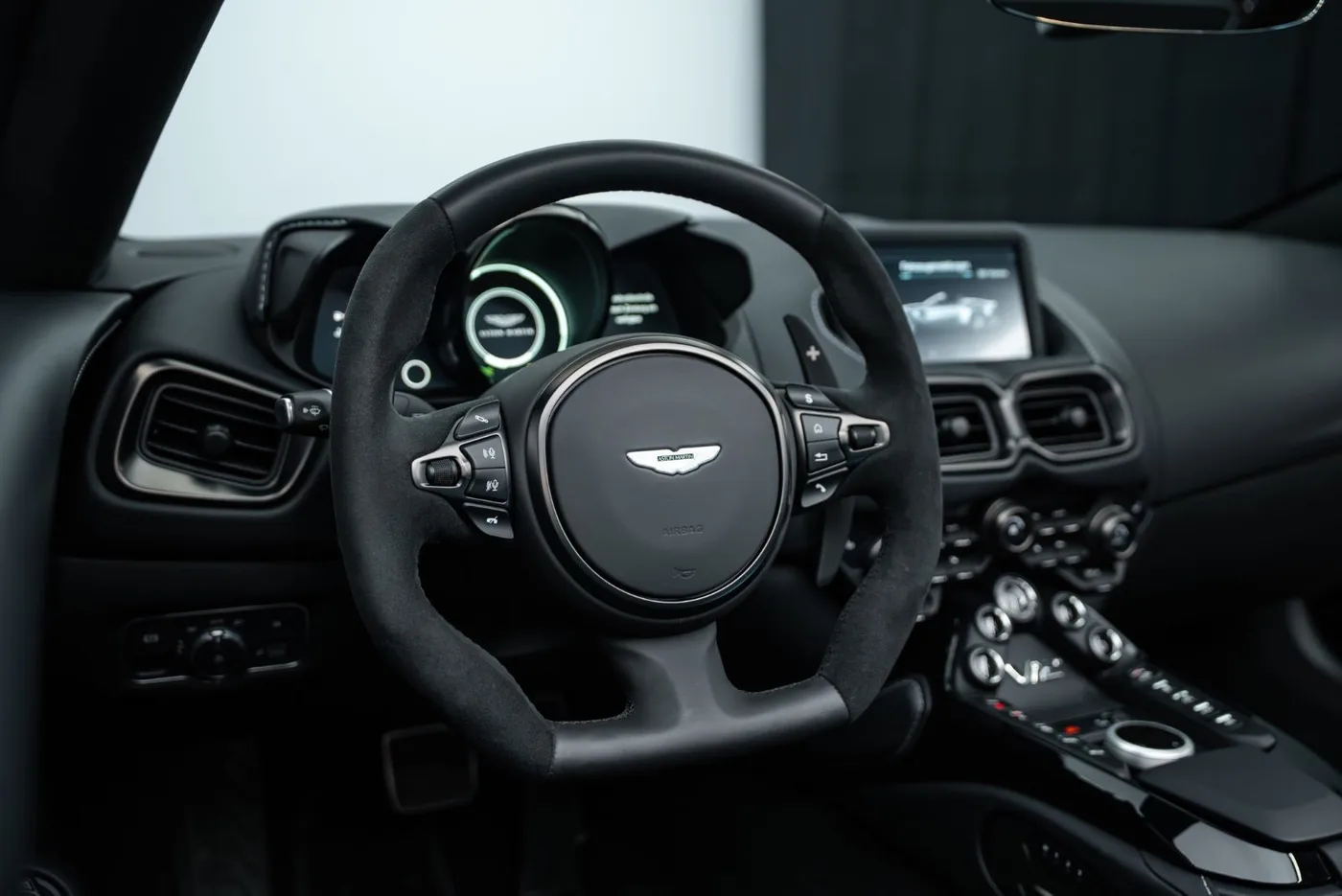 2023 Aston Martin V12 Vantage Roadster angeboten von einem Fachhändler in Putzbrunn, Deutschland, Foto 6 von 15