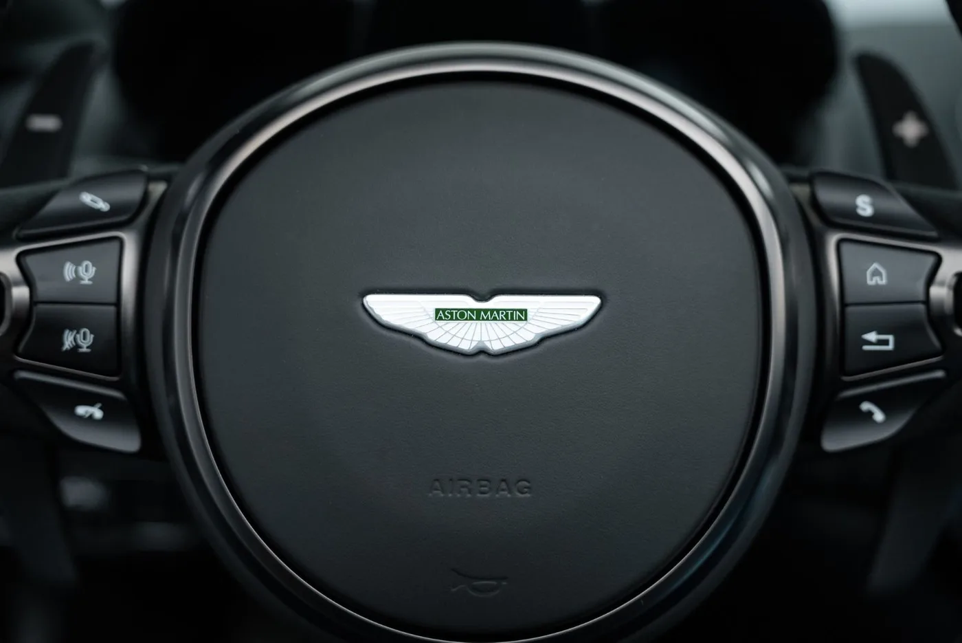 2023 Aston Martin V12 Vantage Roadster angeboten von einem Fachhändler in Putzbrunn, Deutschland, Foto 11 von 15