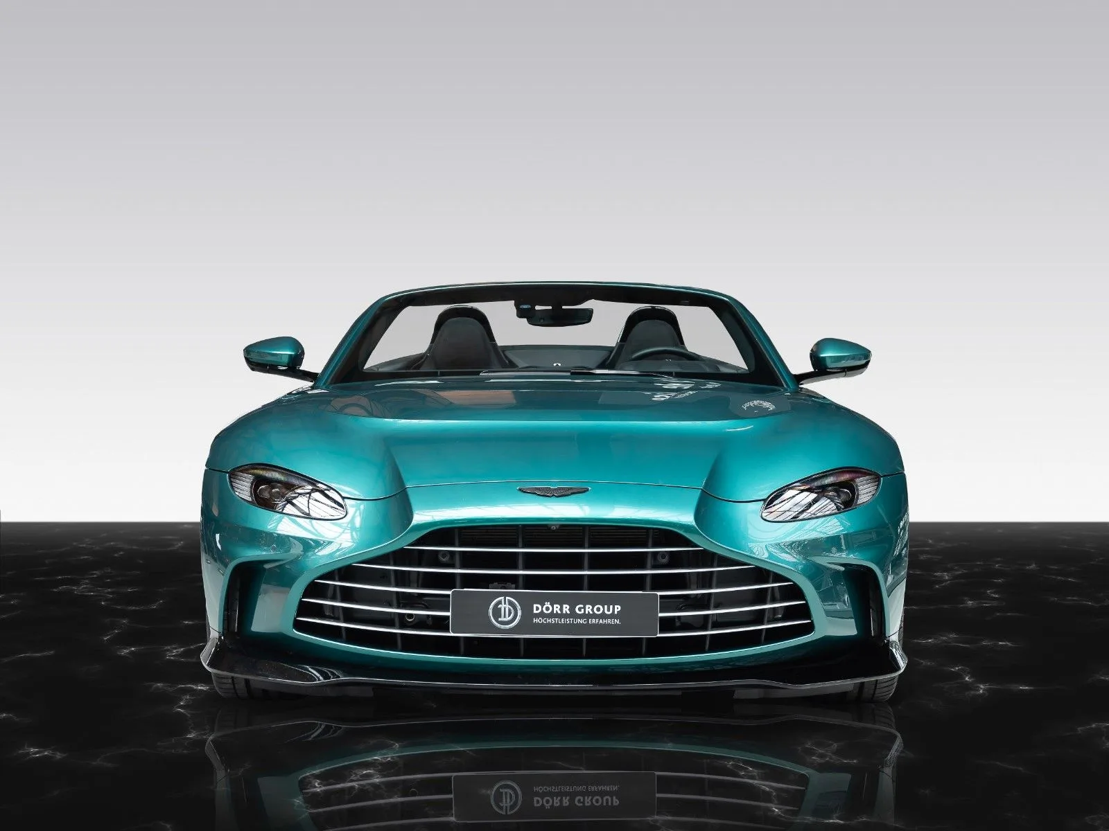 2023 Aston Martin V12 Vantage Roadster, 4/29