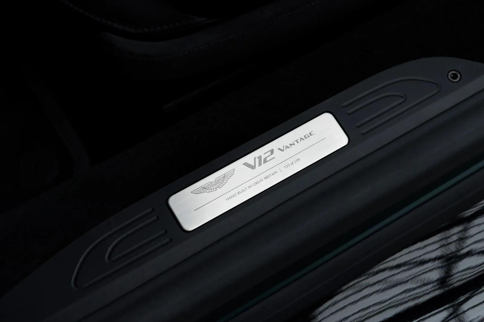 2023 Aston Martin V12 Vantage Roadster, 29/29