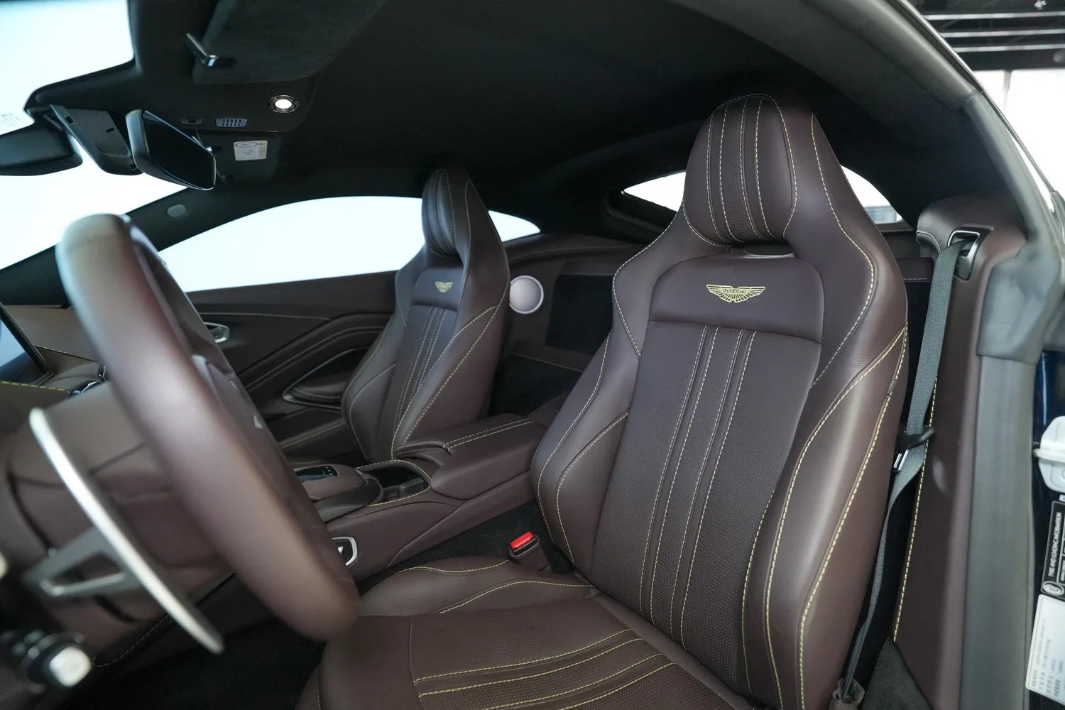 2023 Aston Martin Vantage, 6/14