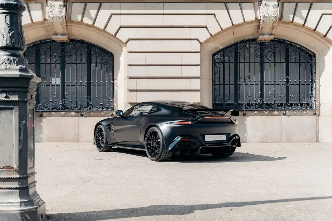 2023 Aston Martin Vantage, 11/28