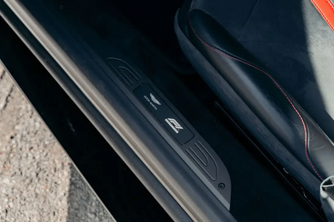 2023 Aston Martin Vantage, 14/28