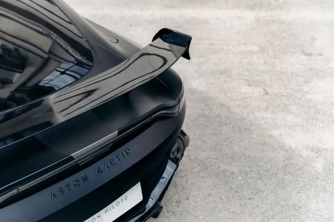 2023 Aston Martin Vantage, 20/28