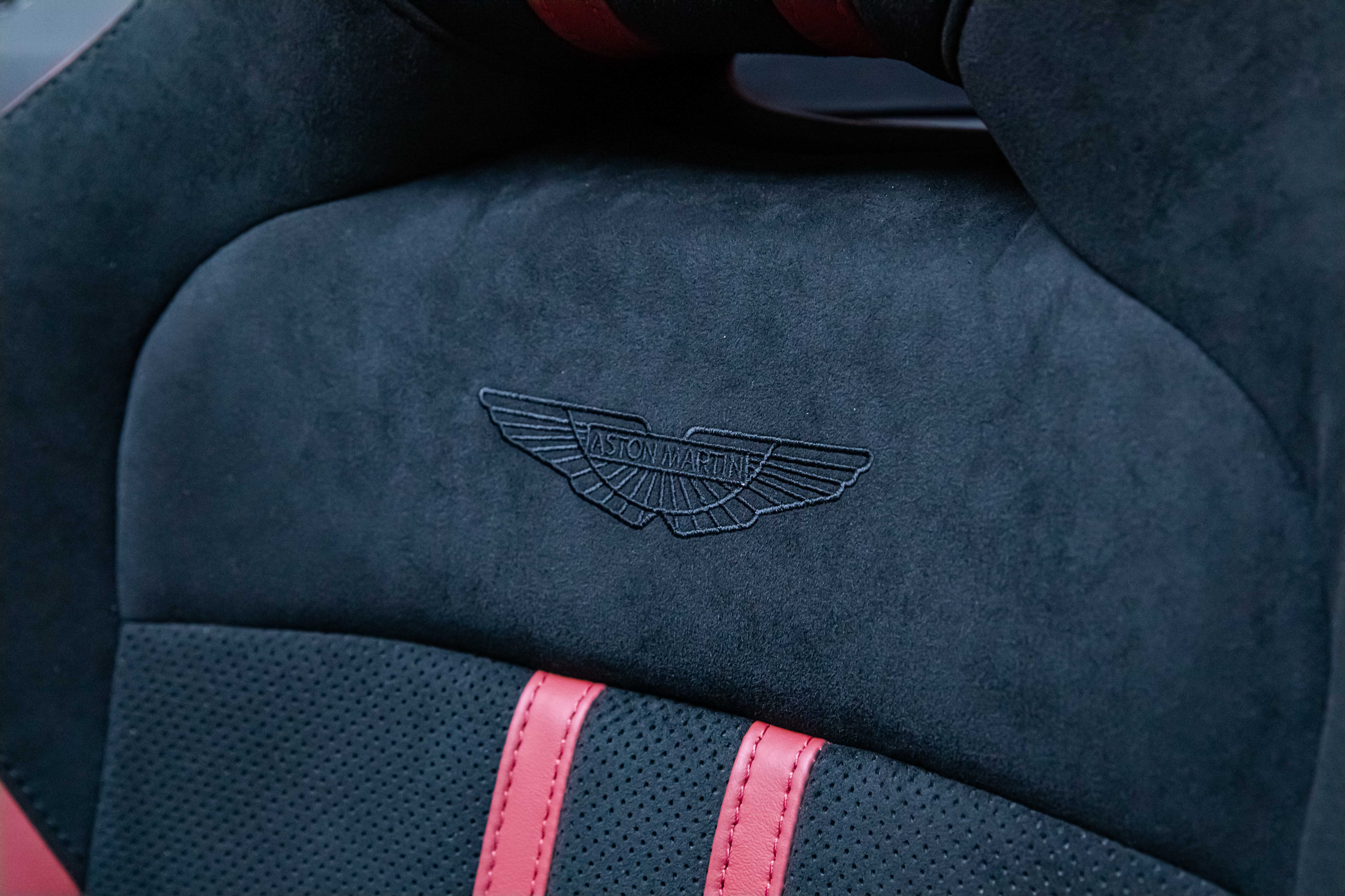 2023 Aston Martin Vantage Roadster angeboten von einem Fachhändler in Milan, Italien, Foto 18 von 20