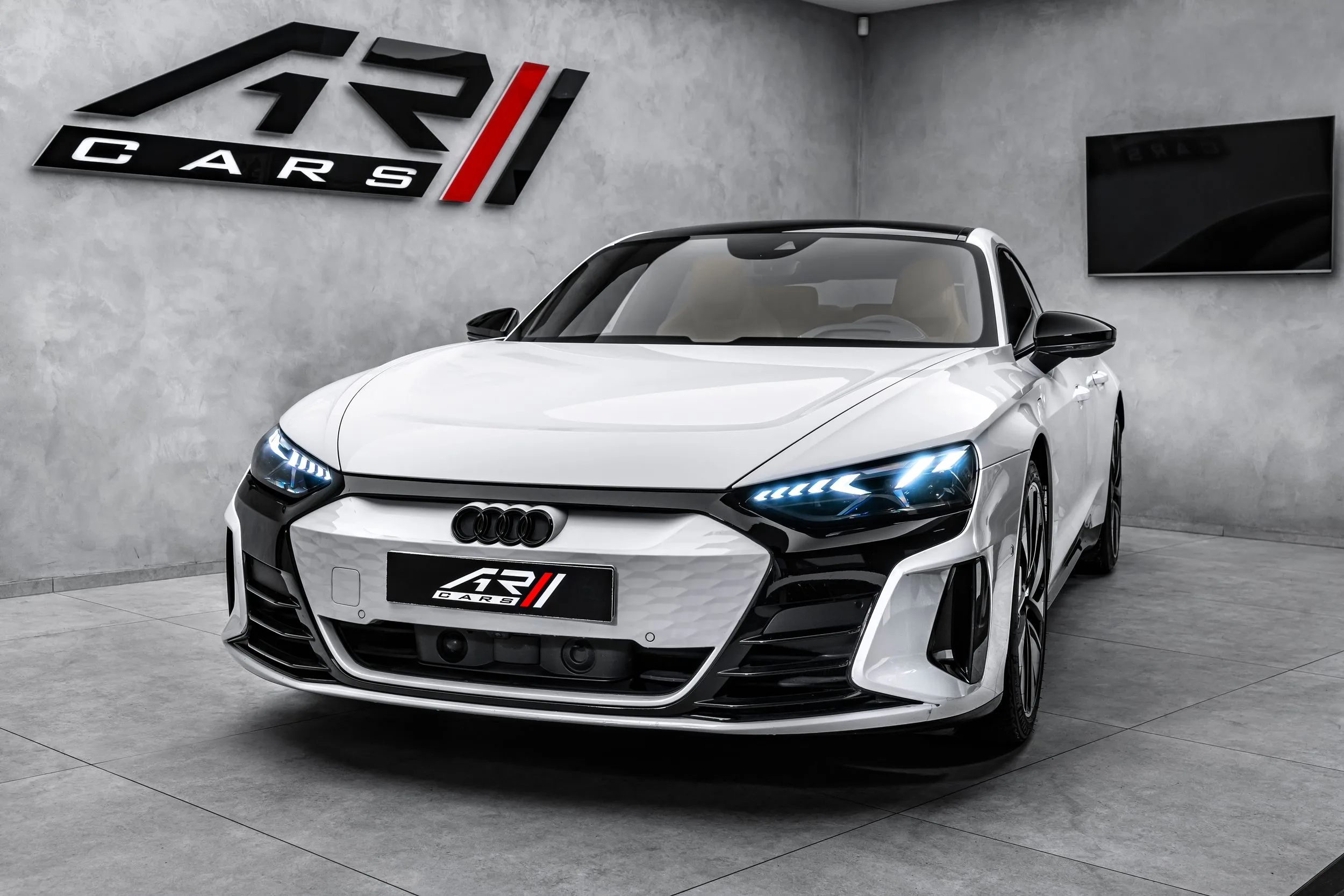 2023 Audi e-tron GT, 3/24