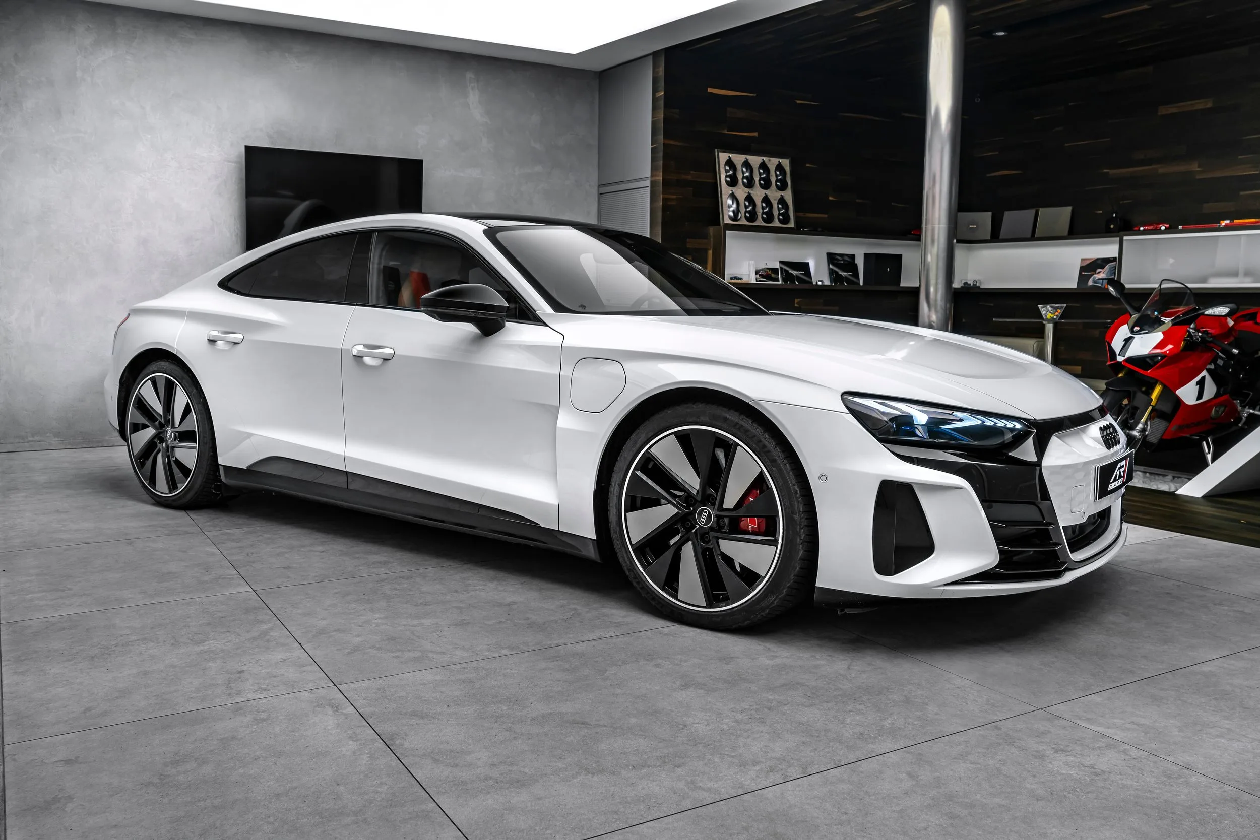 2023 Audi e-tron GT, 4/24