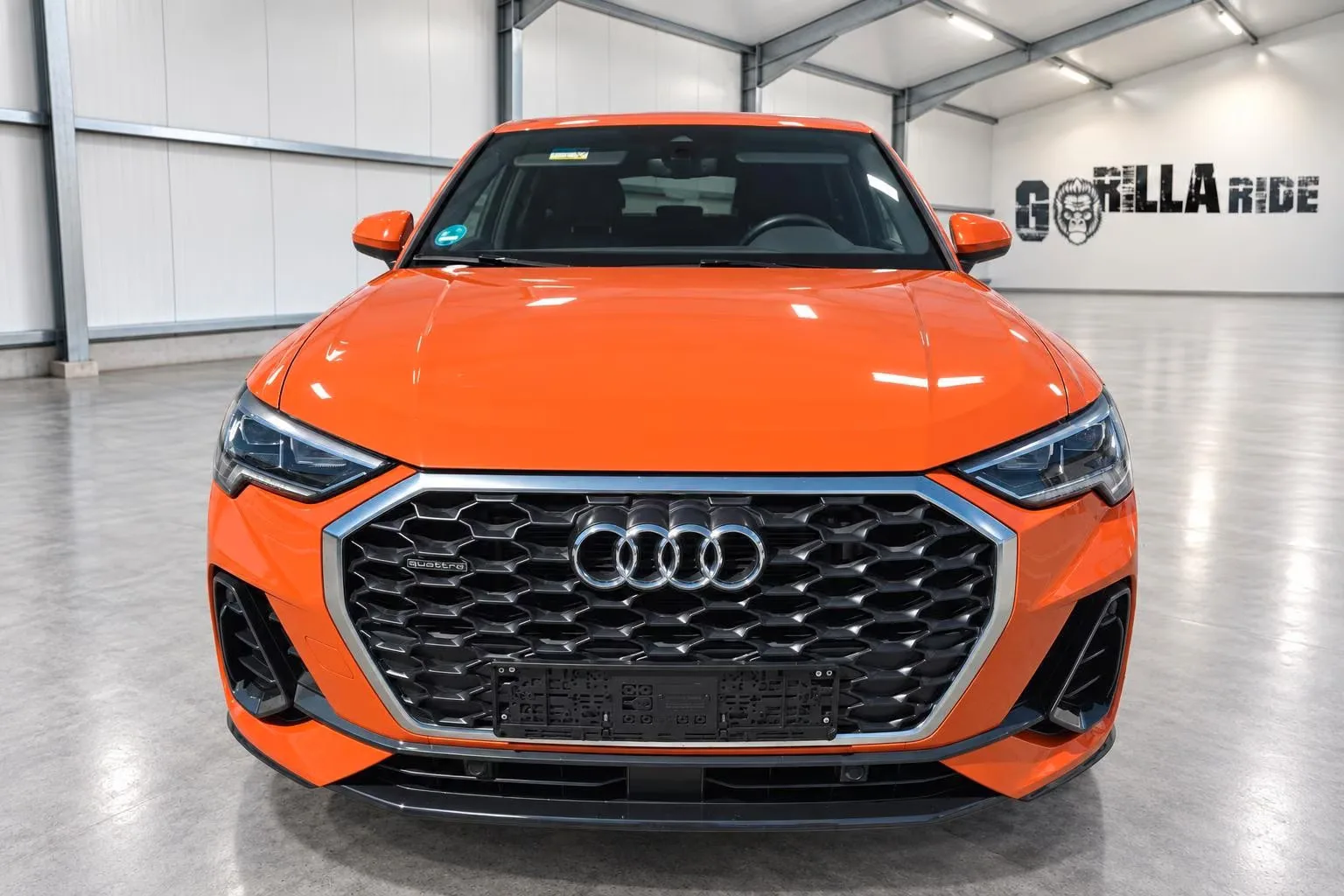 2023 Audi Q3 Sportback 35 TDI quattro S line, 2/30
