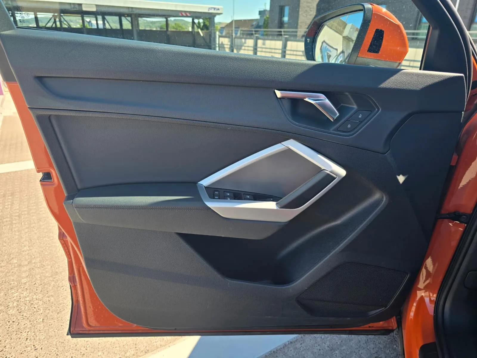 2023 Audi Q3 Sportback 35 TDI quattro S line, 9/30