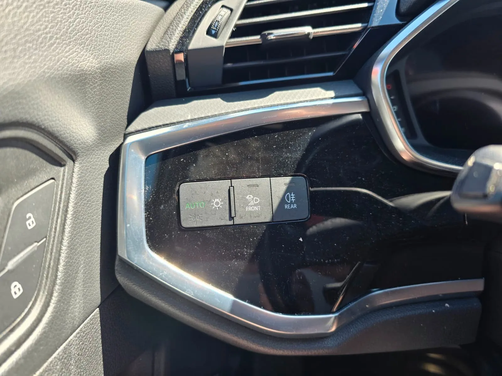2023 Audi Q3 Sportback 35 TDI quattro S line, 18/30