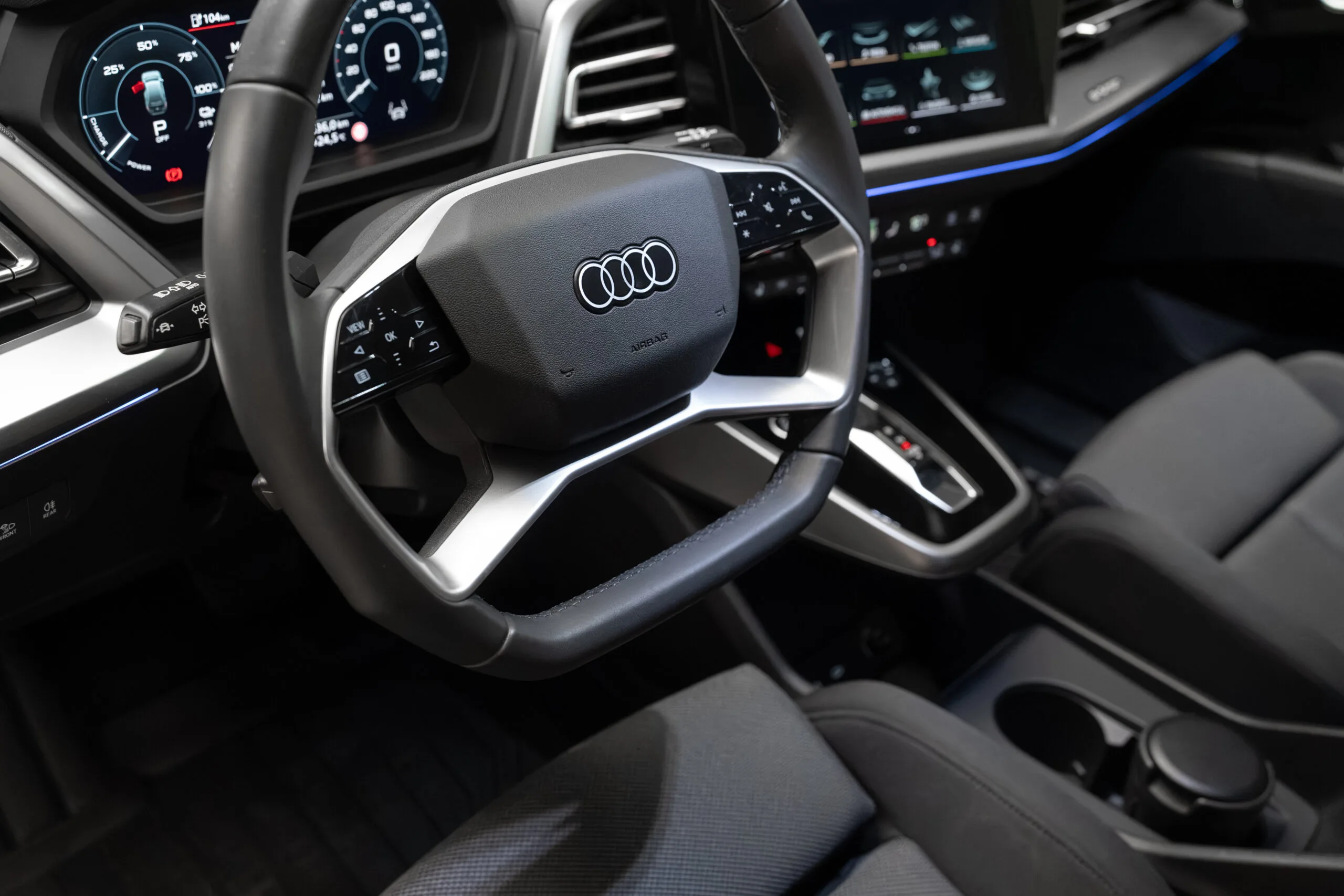 2023 Audi Q4 e-tron 45 quattro, 18/30
