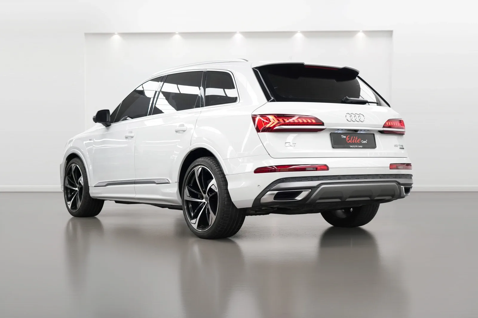 2023 Audi Q7 55 TFSI quattro, 4/18