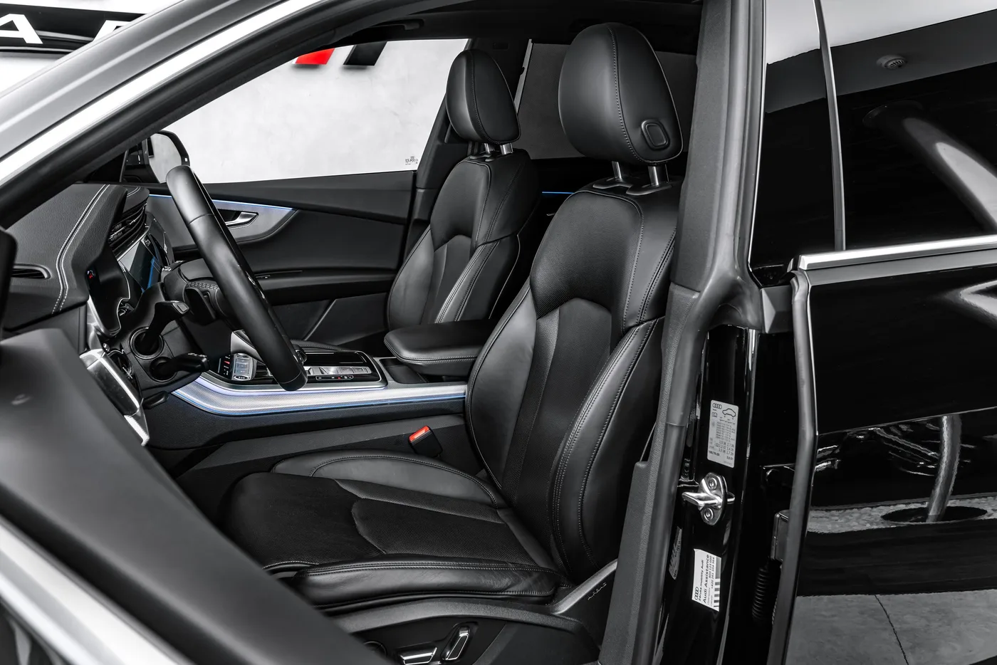 2023 Audi Q8 50 TDI, quattro angeboten von einem Fachhändler in Ostrava, Tschechien, Foto 13 von 15